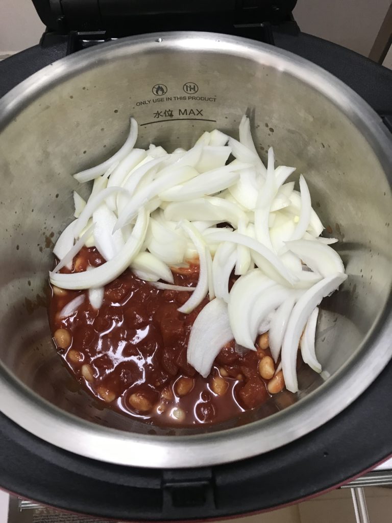 ホットクックで豚肉のトマト煮　材料追加